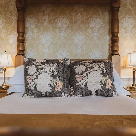 Merewood Hotel 4*